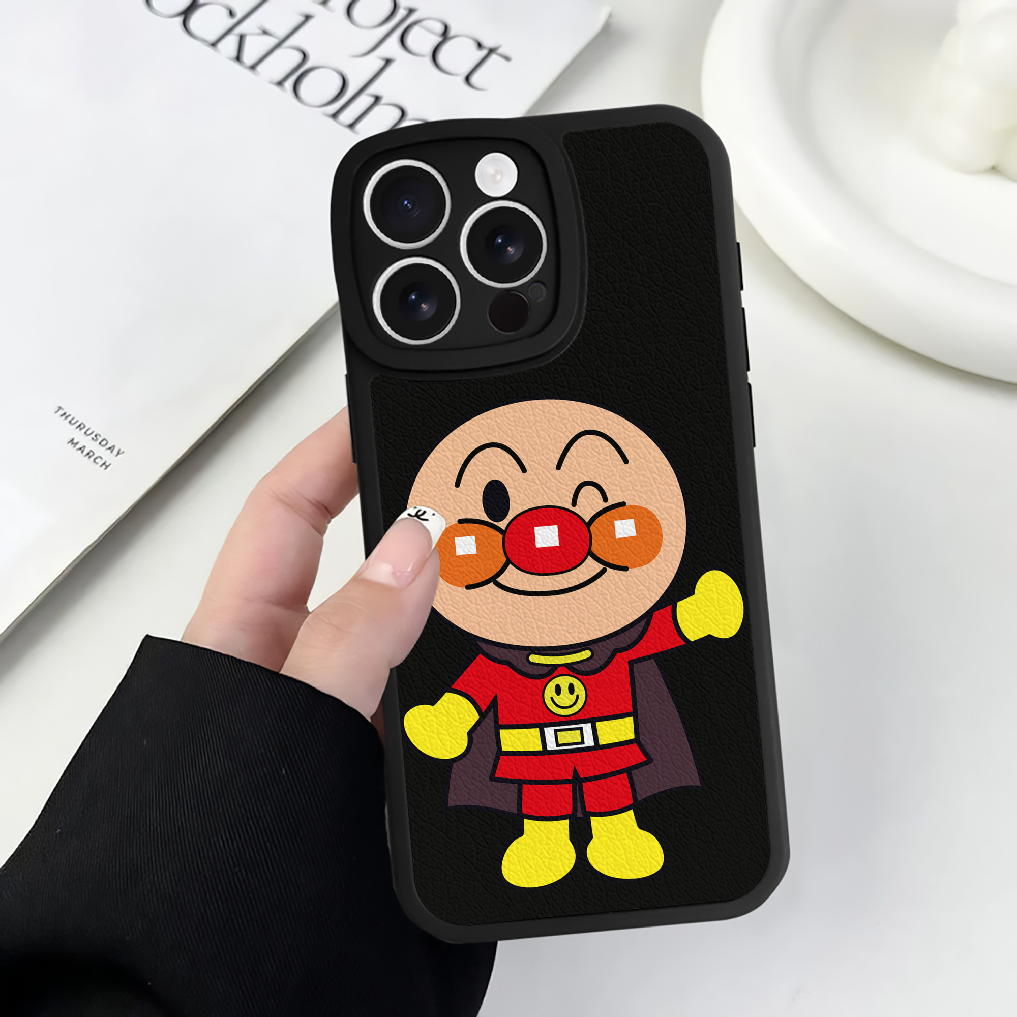 （画像用） アンパンマン Anpanman 【iPhone 16シリーズ対応】シリコンスマホケース（レザー調） 材質：シリコン